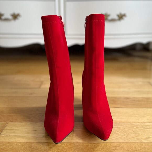 Red Velvet Booties | Size 37 - Picture 2 of 4